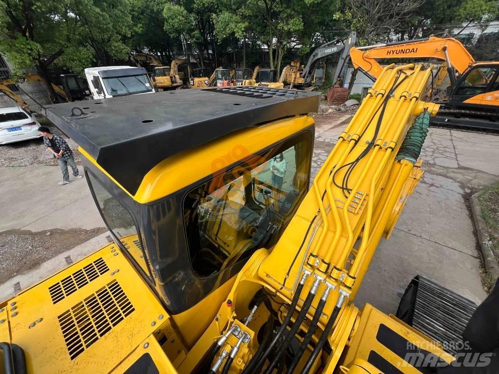 Komatsu PC 220 Bandgrävare
