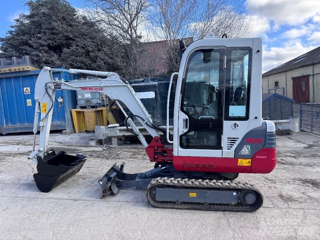 Takeuchi TB 219 Minigrävare < 7t