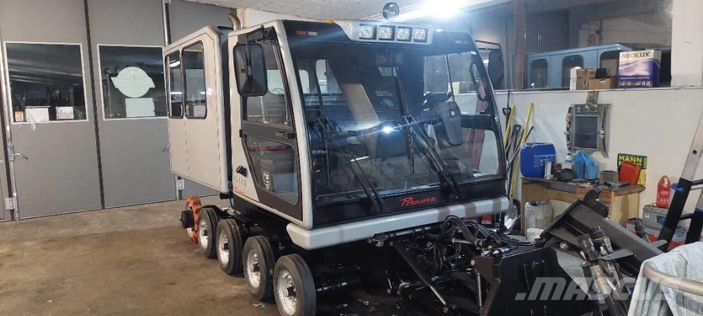 Prinoth Husky Snöplogar