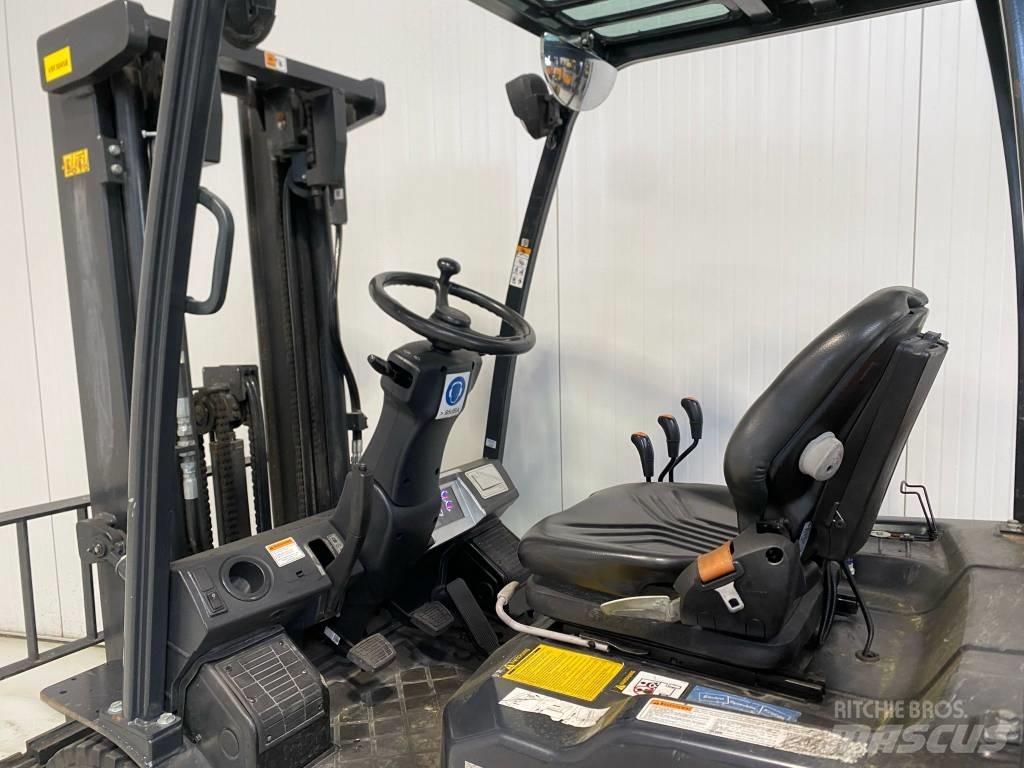 Doosan G25N-7 Gasolmotviktstruckar