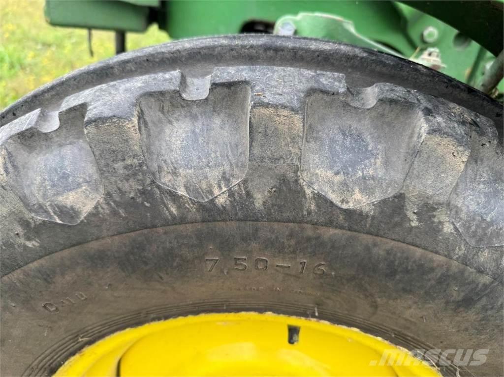 John Deere 1040 S Traktorer