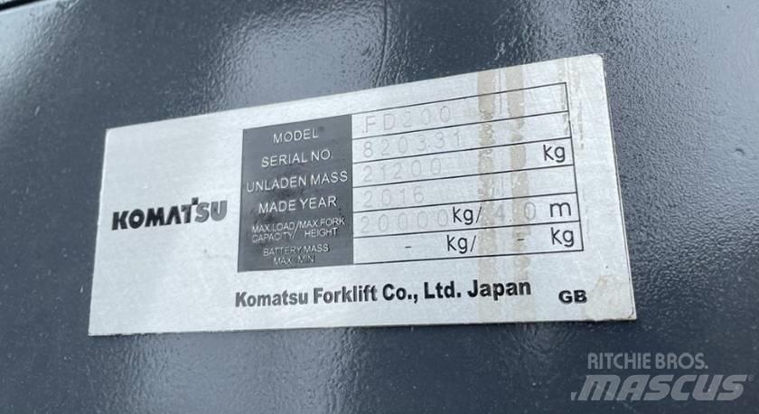 Komatsu 20 ton Dieselmotviktstruckar