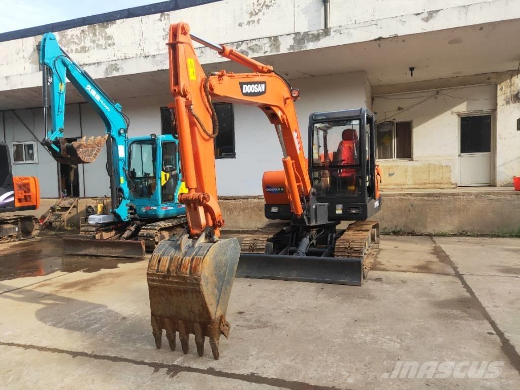 Doosan DH55 Minigrävare < 7t