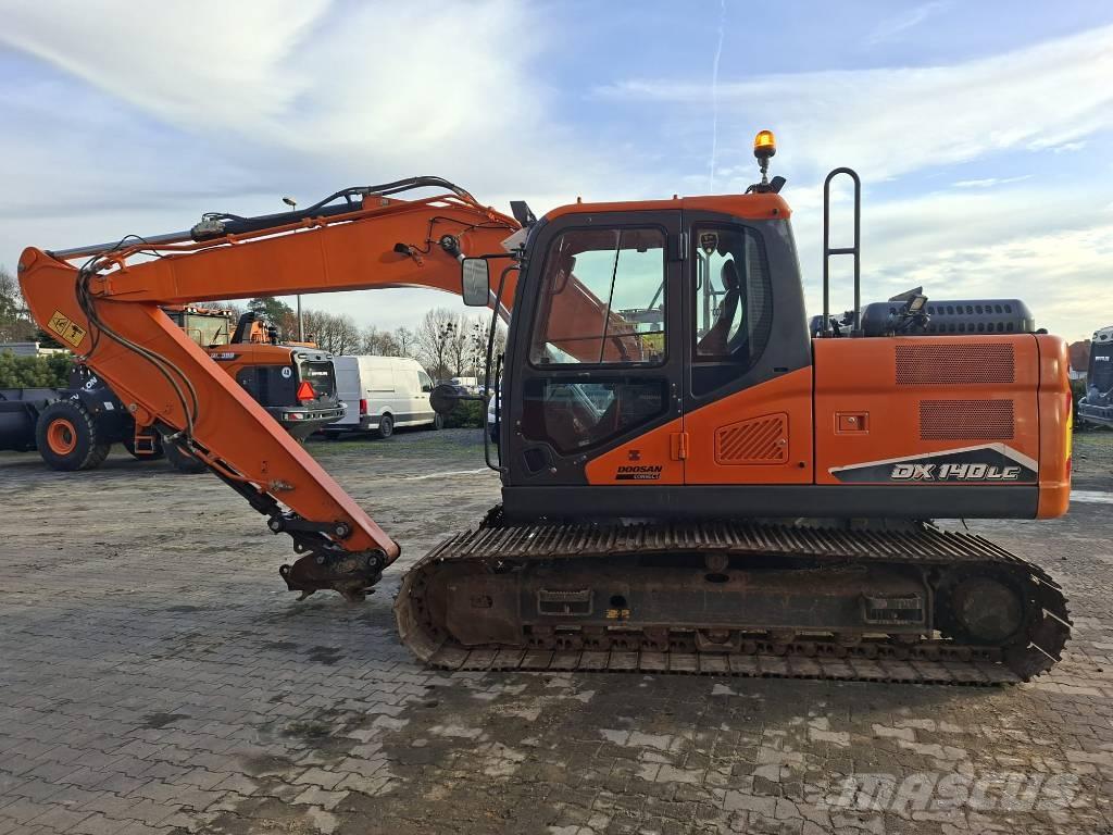 Doosan DX140LC-7 Bandgrävare