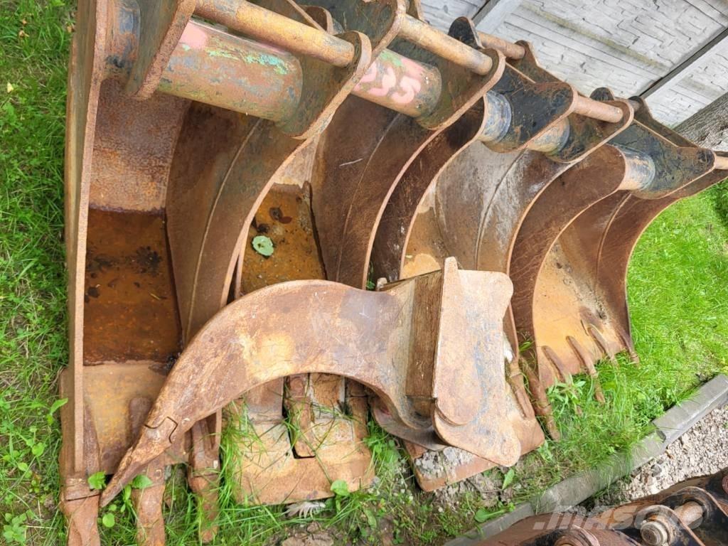 Komatsu PW110 Hjulgrävare