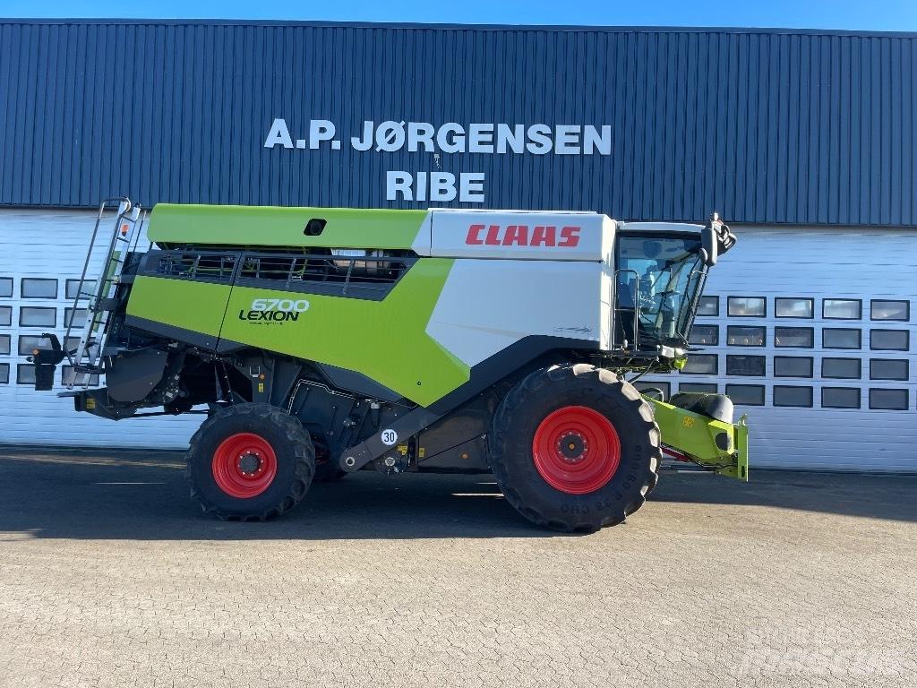 CLAAS Lexion 6700 Skördetröskor