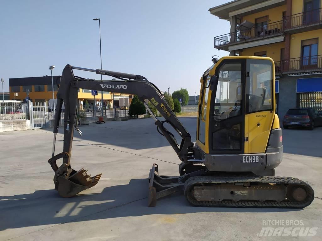 Volvo ECR 38 Minigrävare < 7t
