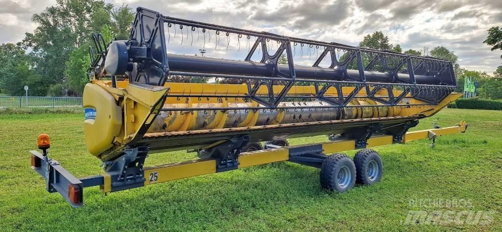 New Holland CX6.90 Skördetröskor