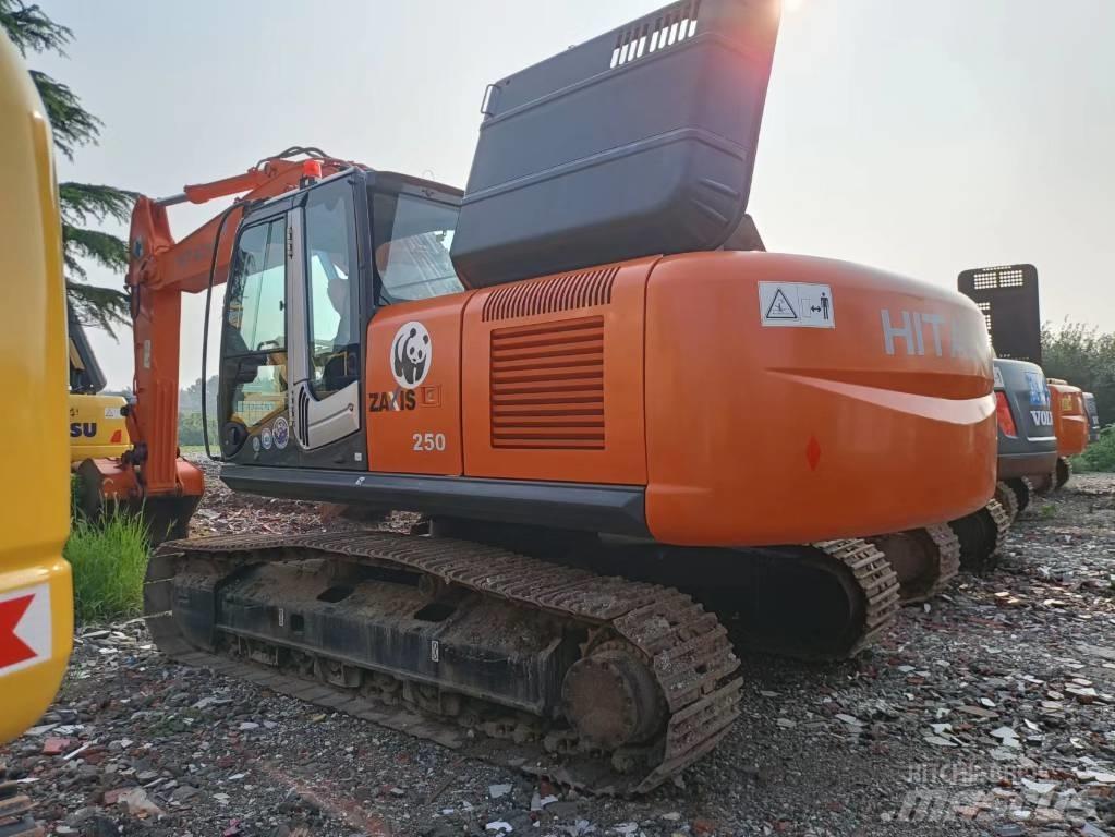Hitachi ZX 250 LC Bandgrävare