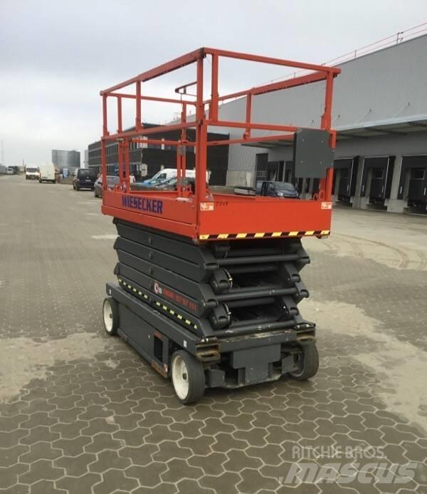SkyJack SJ III4740 Saxliftar