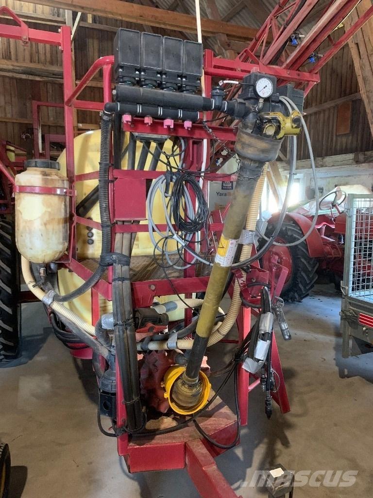 Hardi TZY 2400 Dragna sprutor