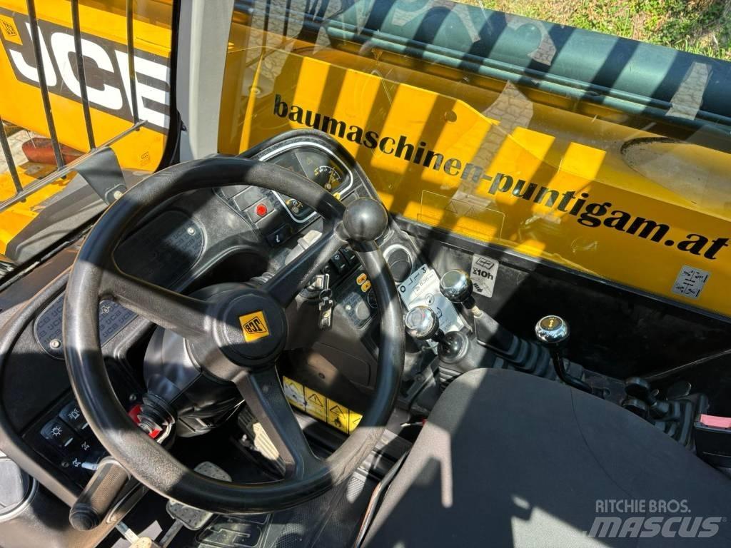 JCB 535-125 Teleskoplastare