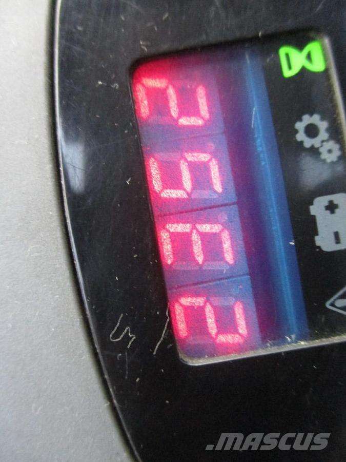 Toyota LPE250 Låglyftare med plattform