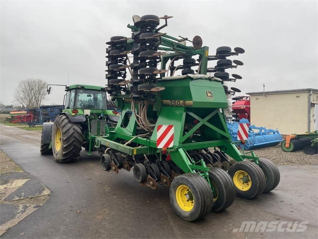 John Deere 750A 6m Precisionsåmaskiner