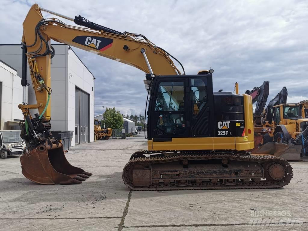 CAT 325FL CR Bandgrävare