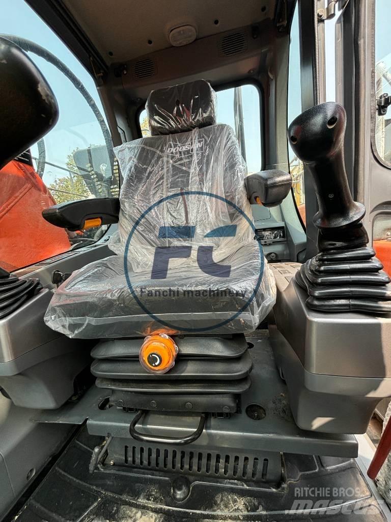 Doosan DX 225 LCA Midigrävmaskiner 7t - 12t
