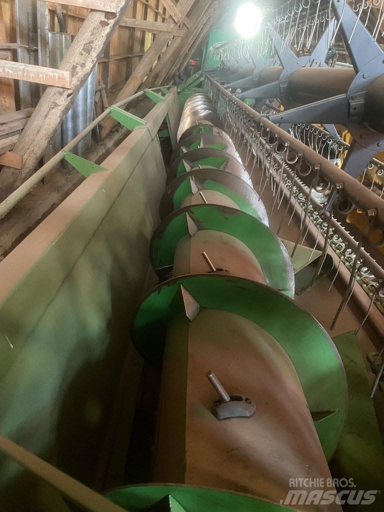 John Deere T670 Skördetröskor