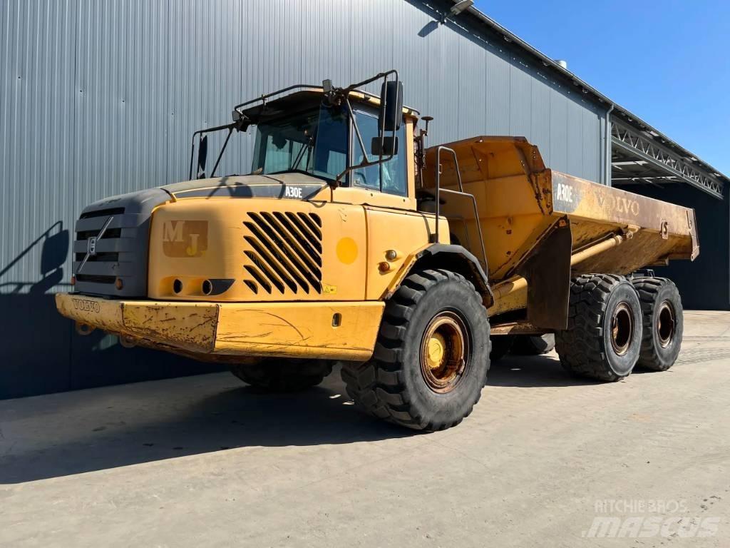 Volvo A30E Midjestyrd dumper