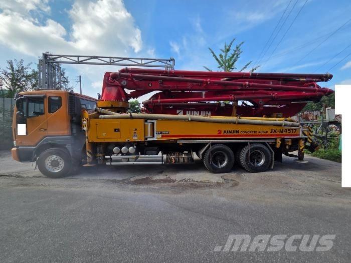 Junjin JX-M4517 Lastbilar med betongpump