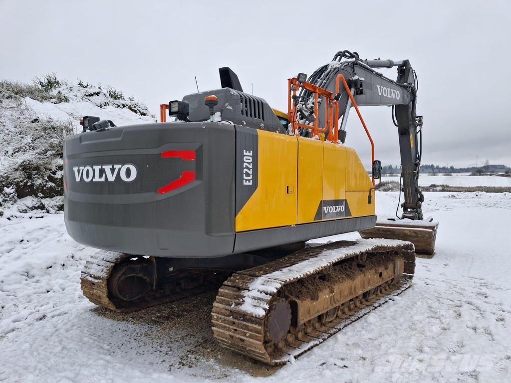 Volvo EC220E Bandgrävare