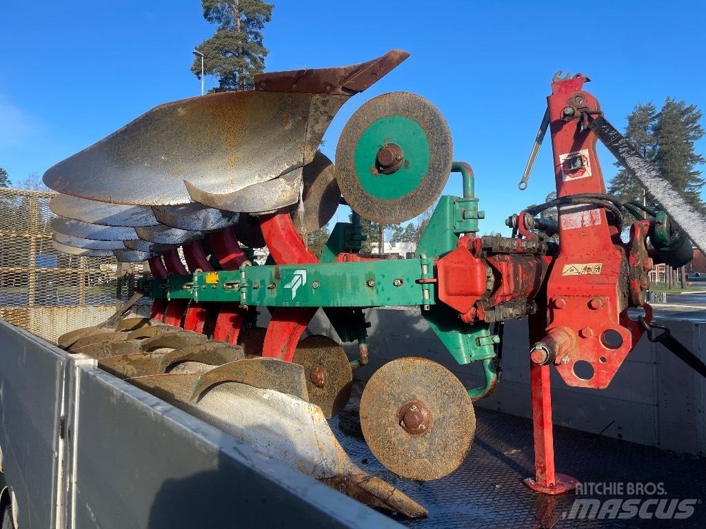 Kverneland E160 Växelplogar