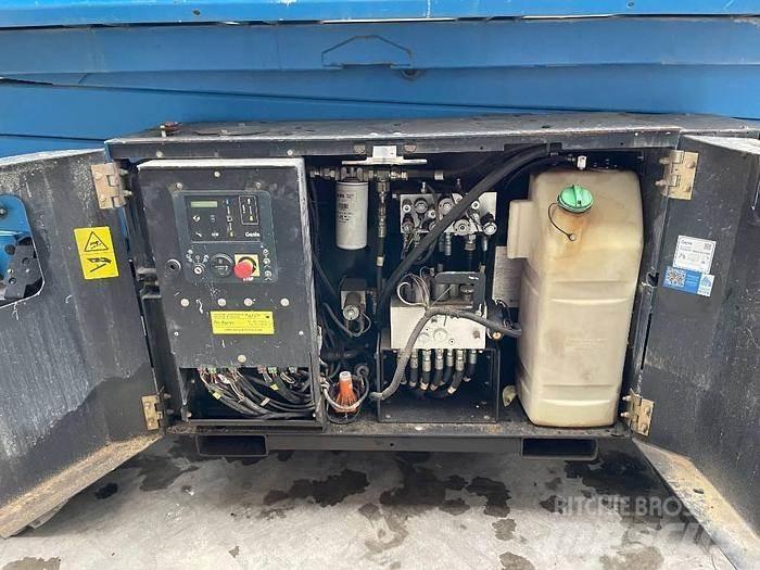 Genie GS3369RT Saxliftar