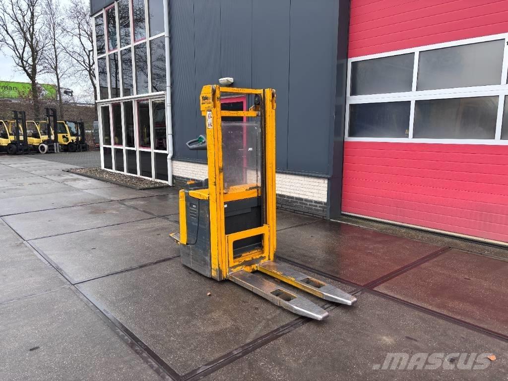 Jungheinrich WP 12S Staplare