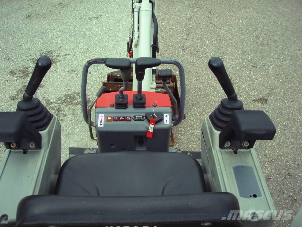 Takeuchi TB 210 R Minigrävare < 7t