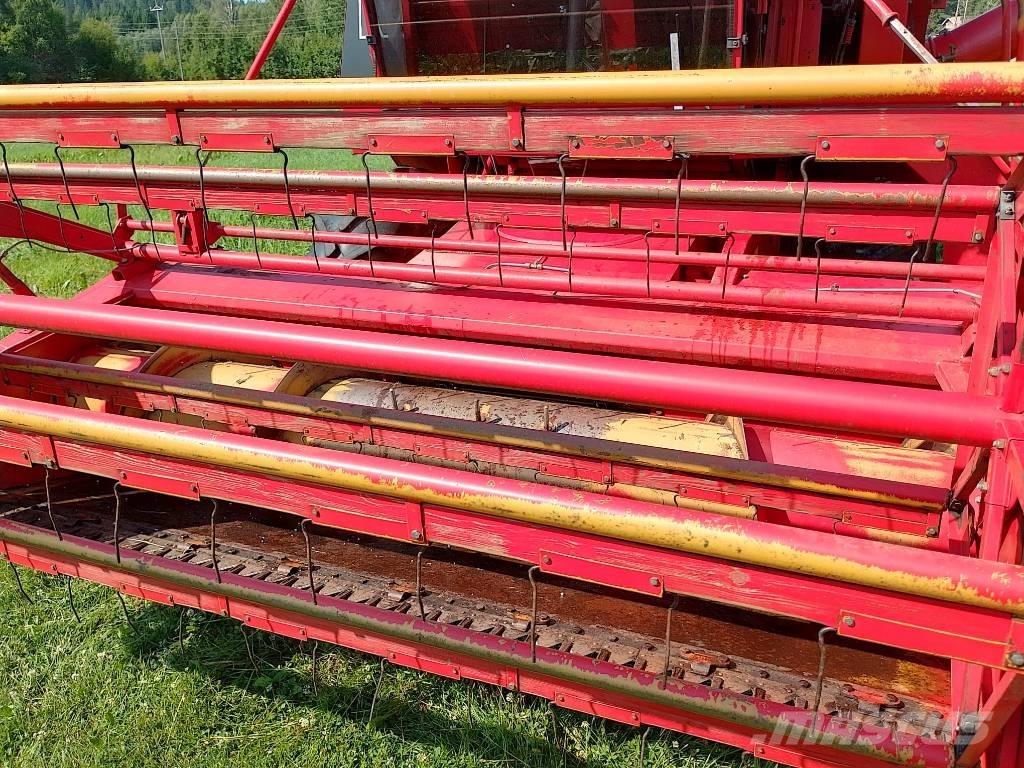 Massey Ferguson 16 Skördetröskor