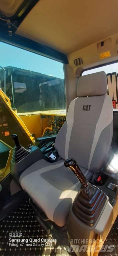 CAT 312 D2L Bandgrävare
