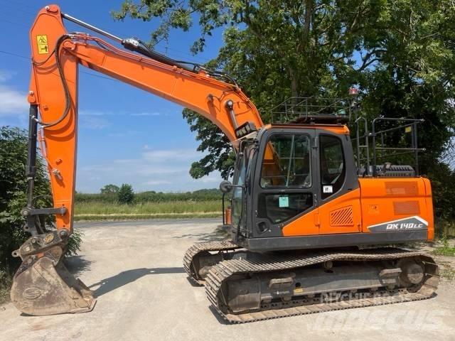 Doosan DX 140 LC-7 Bandgrävare