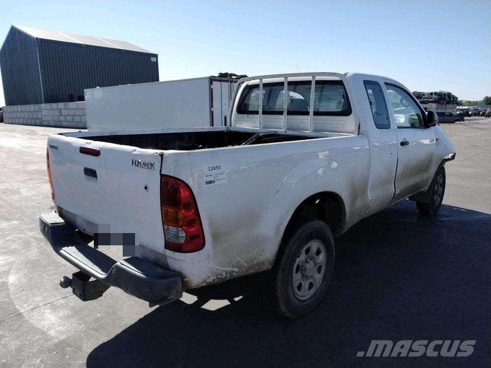 Toyota Hilux 4 Flakbilar/Pickuper