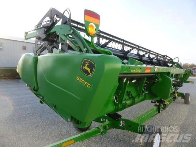 John Deere 630 F Skärbord