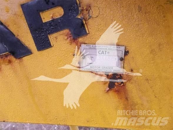 CAT 12F Väghyvlar