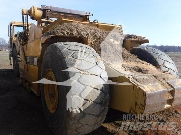 CAT 615C Schaktvagnar