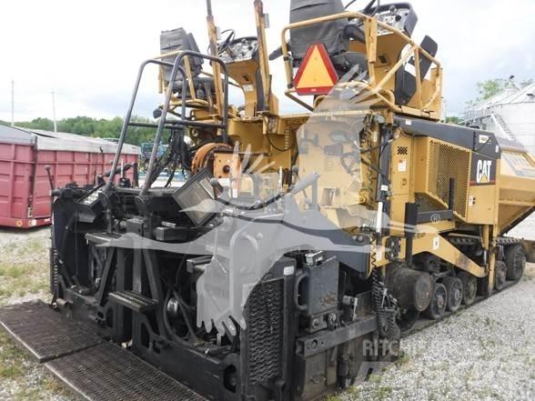 CAT AP-655C Asfaltsläggningsmaskiner