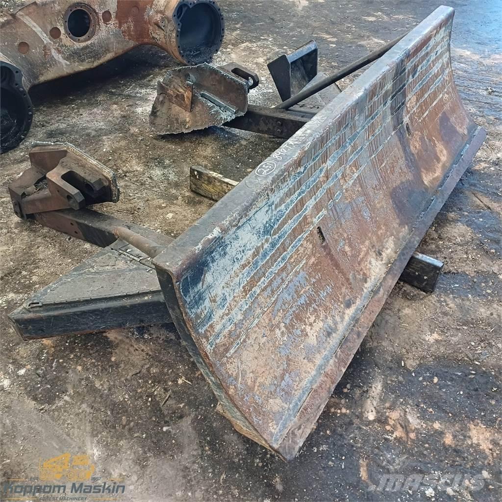 Komatsu 840tx Redskap till skogsmaskiner