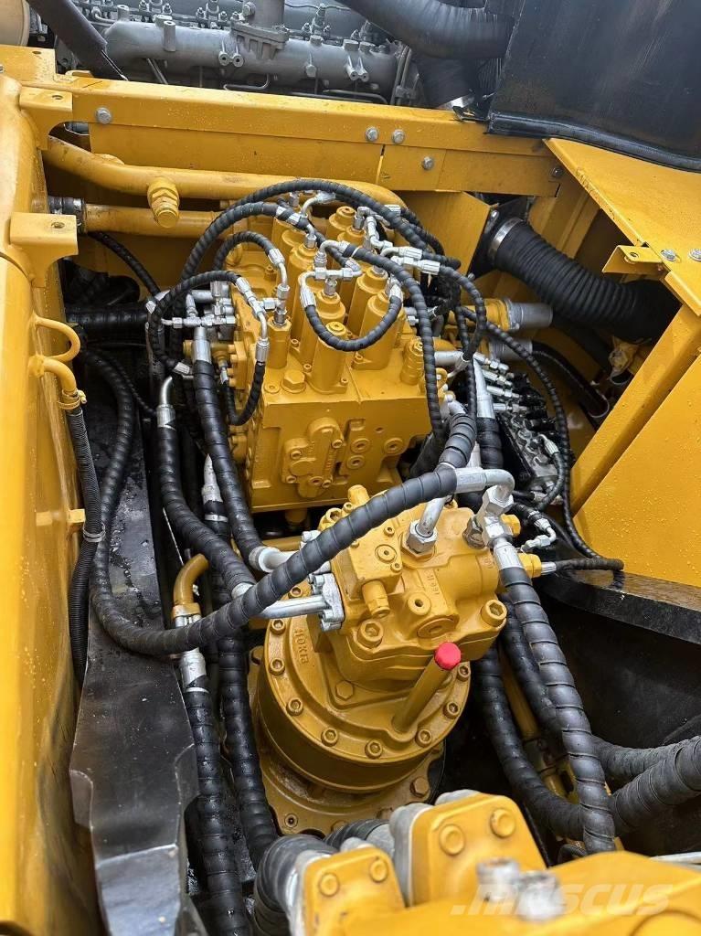 Sany SY 235 H Bandgrävare