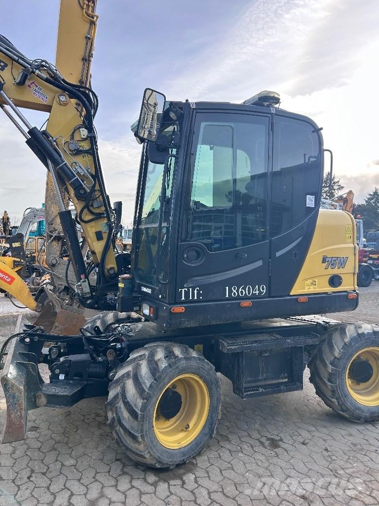 Yanmar B 75 W Hjulgrävare
