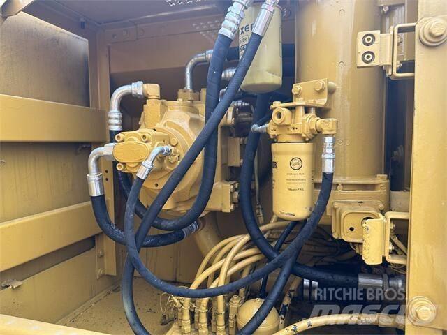 CAT 320B Bandgrävare