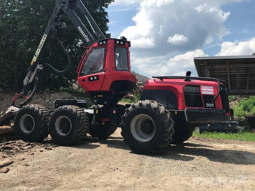 Komatsu 951 Skördare