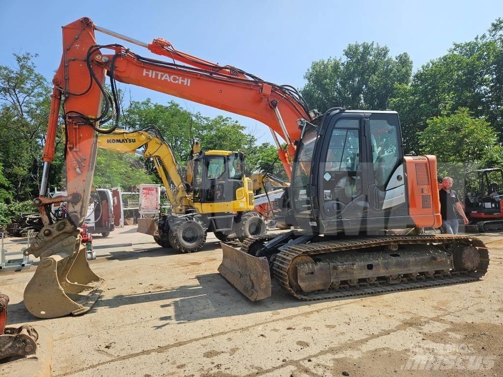 Hitachi ZX 135 US Bandgrävare