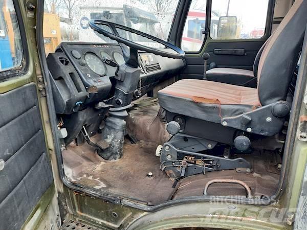 Mercedes-Benz 1213 Flakbilar
