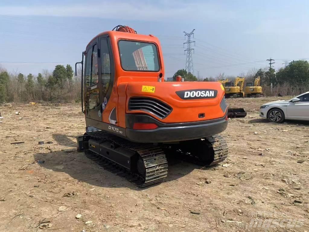 Doosan DX75 Minigrävare < 7t