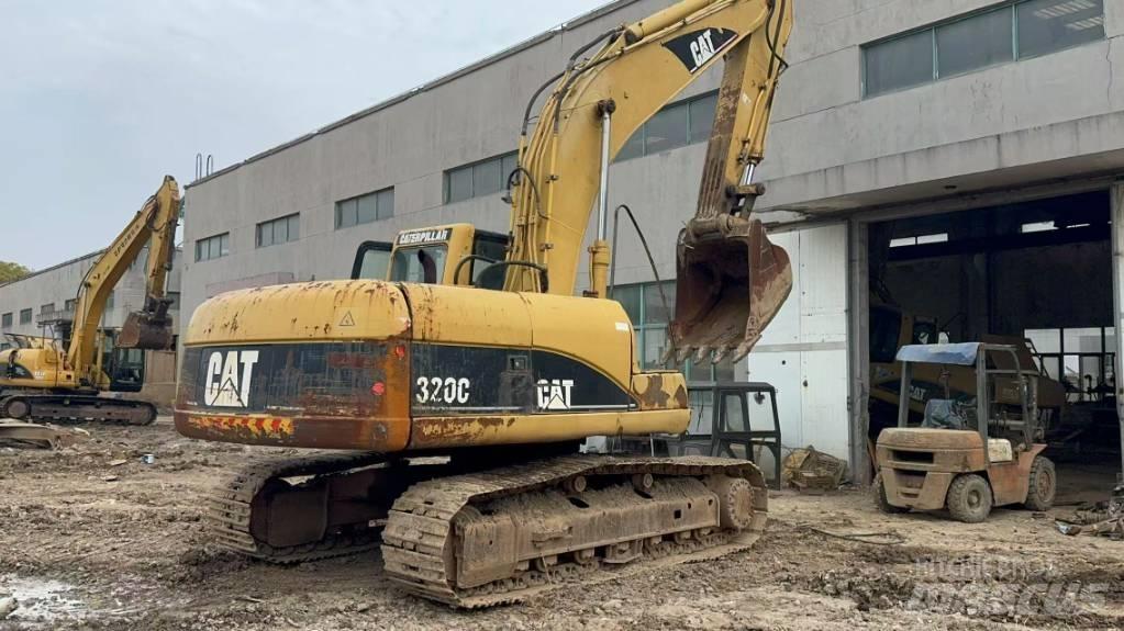 CAT 320 C Bandgrävare