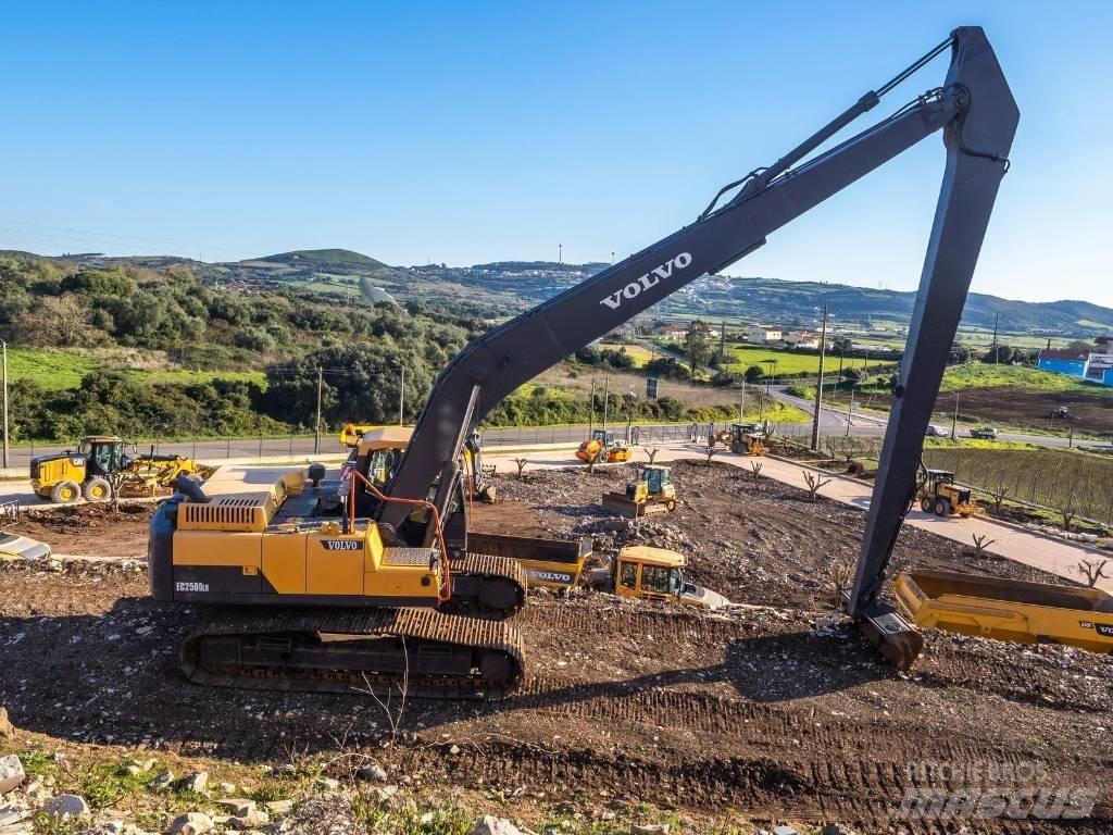 Volvo EC 250 D Bandgrävare