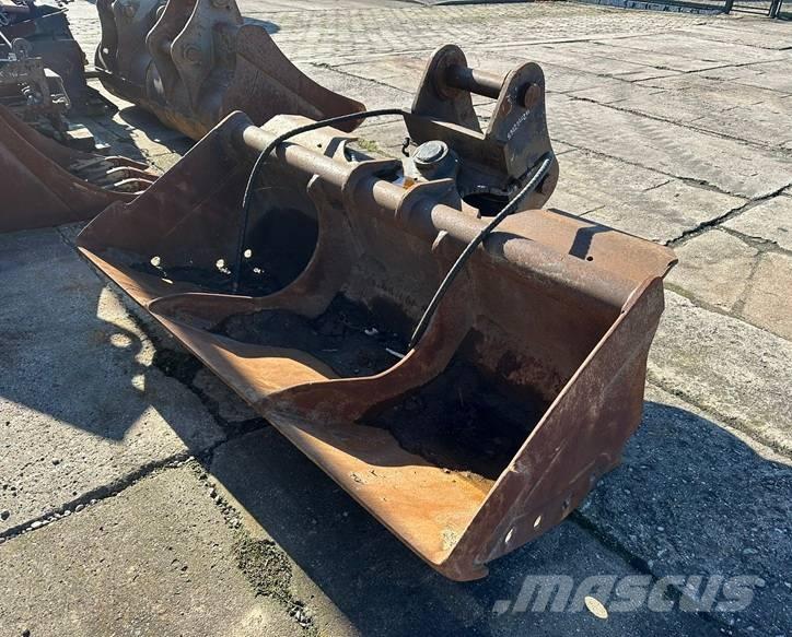 Hitachi ZX170-5B Grävutrustning