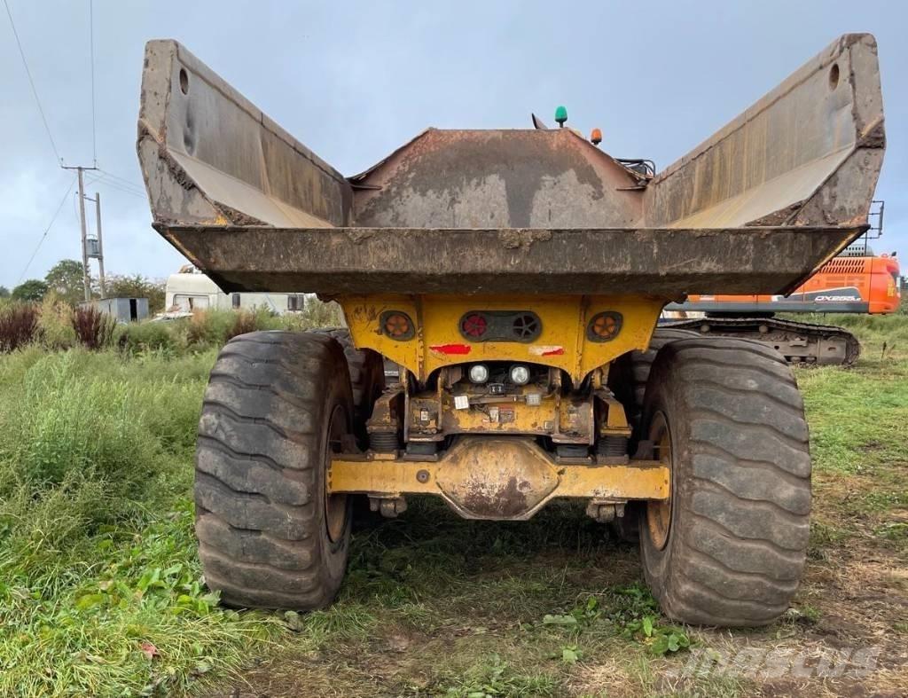 Bell B 30 D Midjestyrd dumper