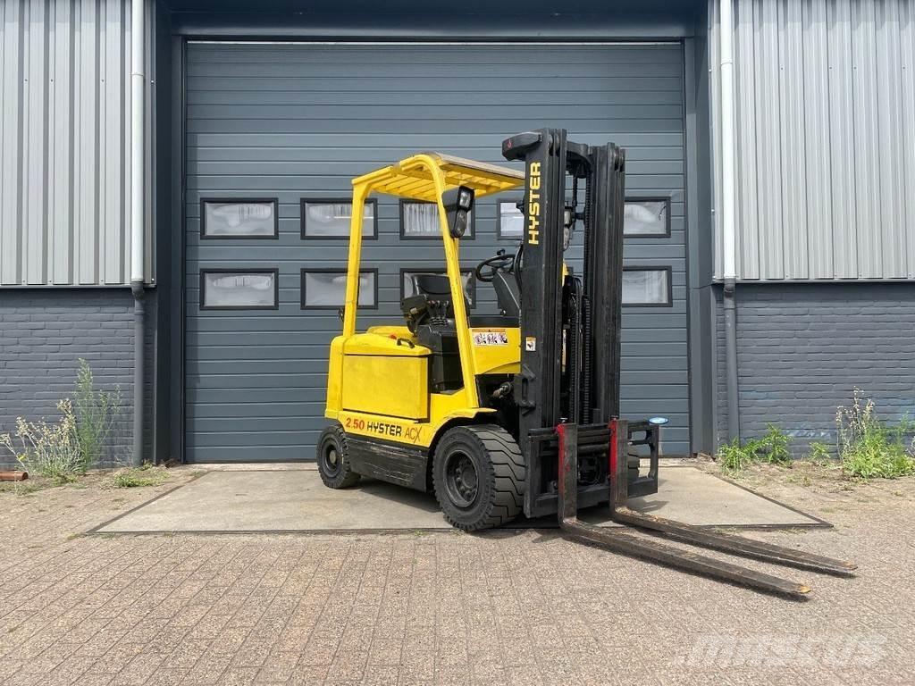 Hyster J2.50XM Elmotviktstruckar