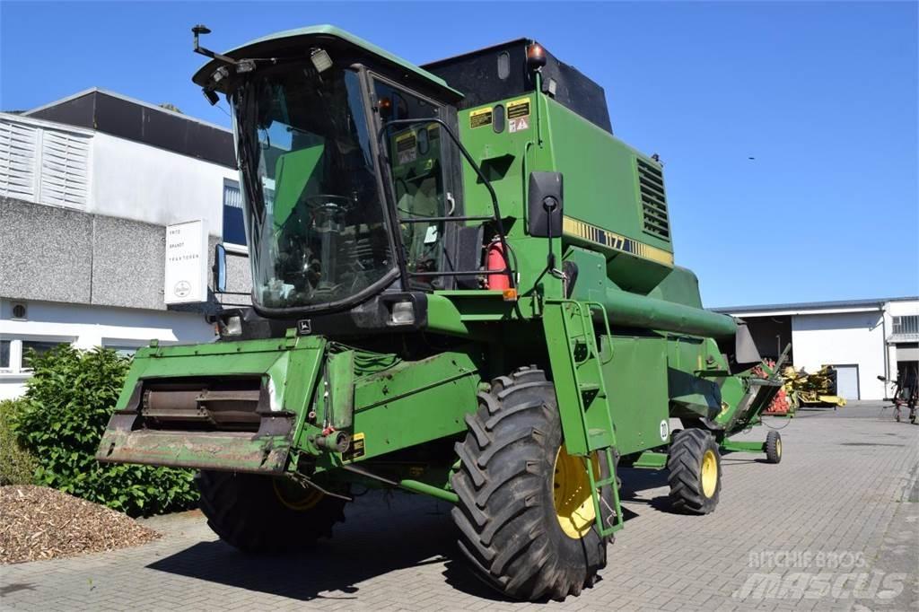 John Deere 1177 Skördetröskor